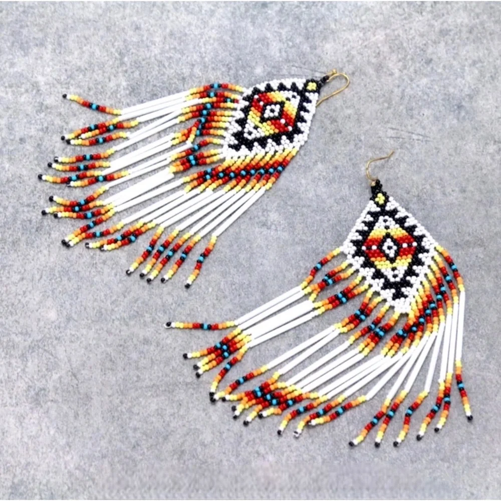 1 LEFT! Western Aztec Women's Fall Dangle Trendy Seed Bead Earrings - Picture 3 of 4